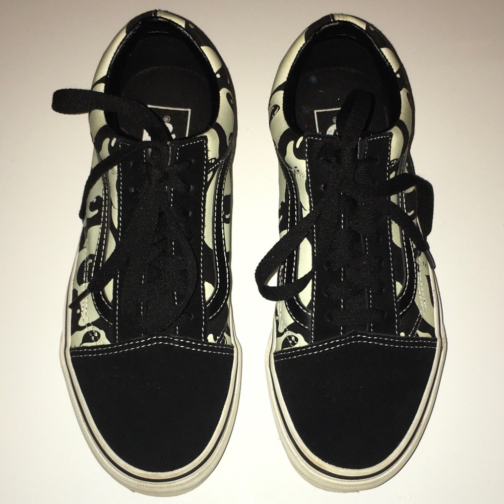 Vans Glow in the Dark Alien Print Shoes Women’s 7 Men’s 5.5
